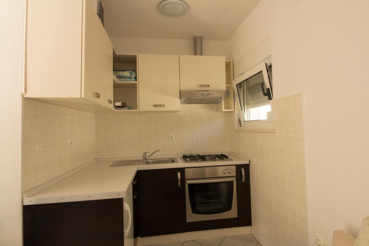 Apartmani Ana Juricev Vodice Βόντιτσε Εξωτερικό φωτογραφία