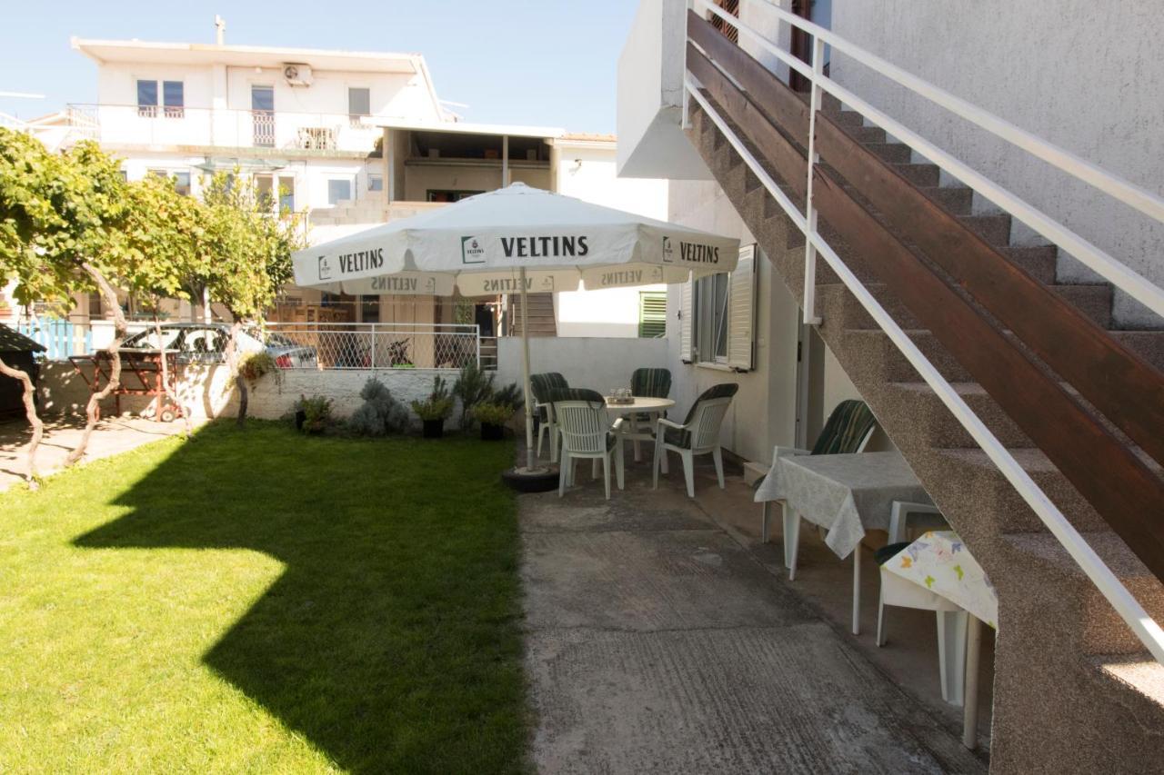 Apartmani Ana Juricev Vodice Βόντιτσε Εξωτερικό φωτογραφία