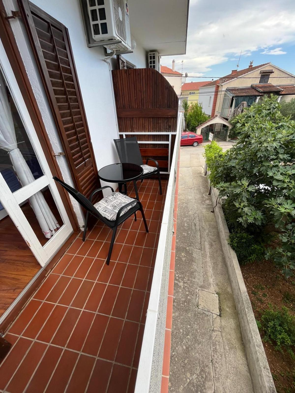 Apartmani Ana Juricev Vodice Βόντιτσε Εξωτερικό φωτογραφία