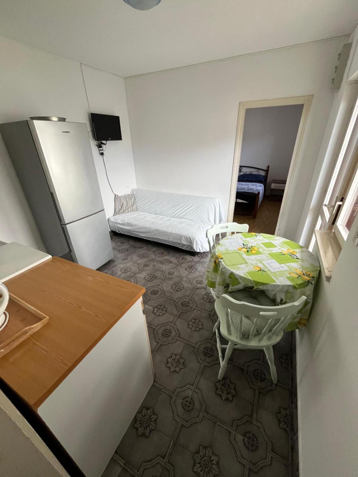 Apartmani Ana Juricev Vodice Βόντιτσε Εξωτερικό φωτογραφία