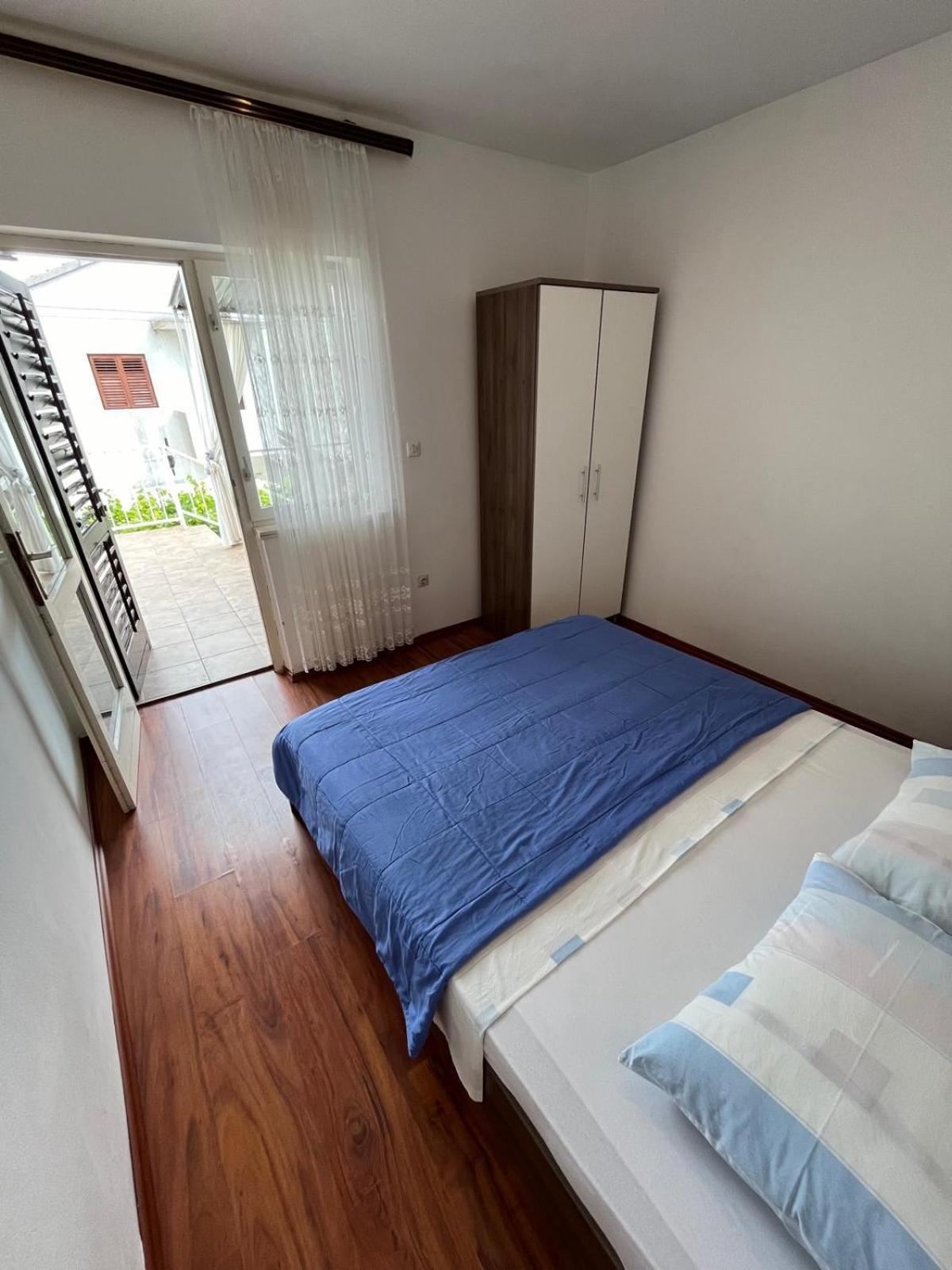 Apartmani Ana Juricev Vodice Βόντιτσε Εξωτερικό φωτογραφία