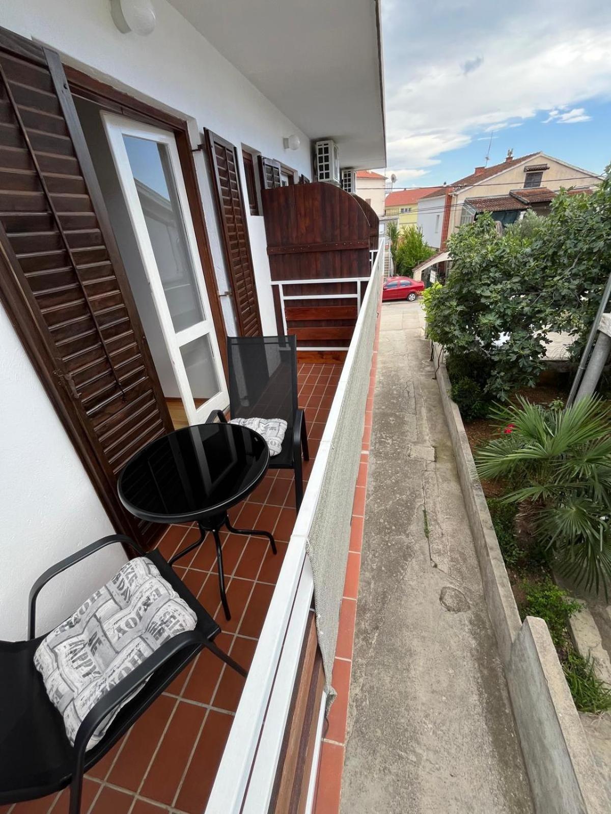 Apartmani Ana Juricev Vodice Βόντιτσε Εξωτερικό φωτογραφία
