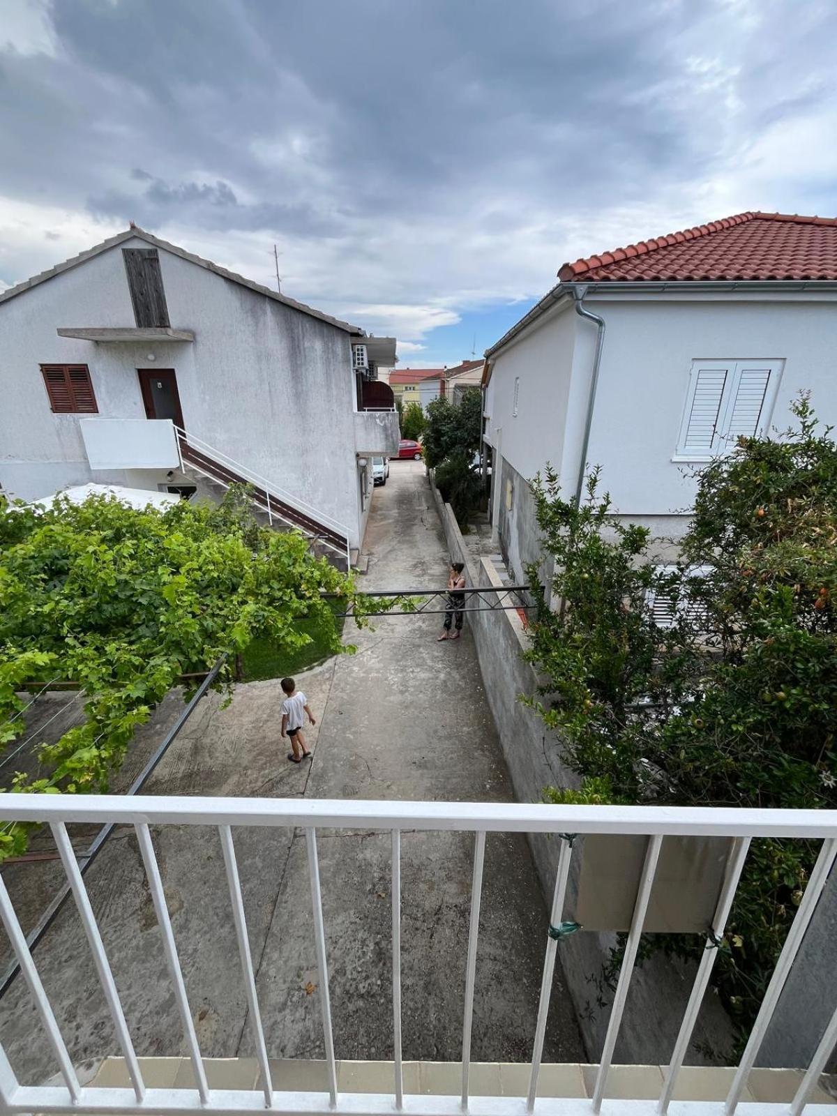 Apartmani Ana Juricev Vodice Βόντιτσε Εξωτερικό φωτογραφία