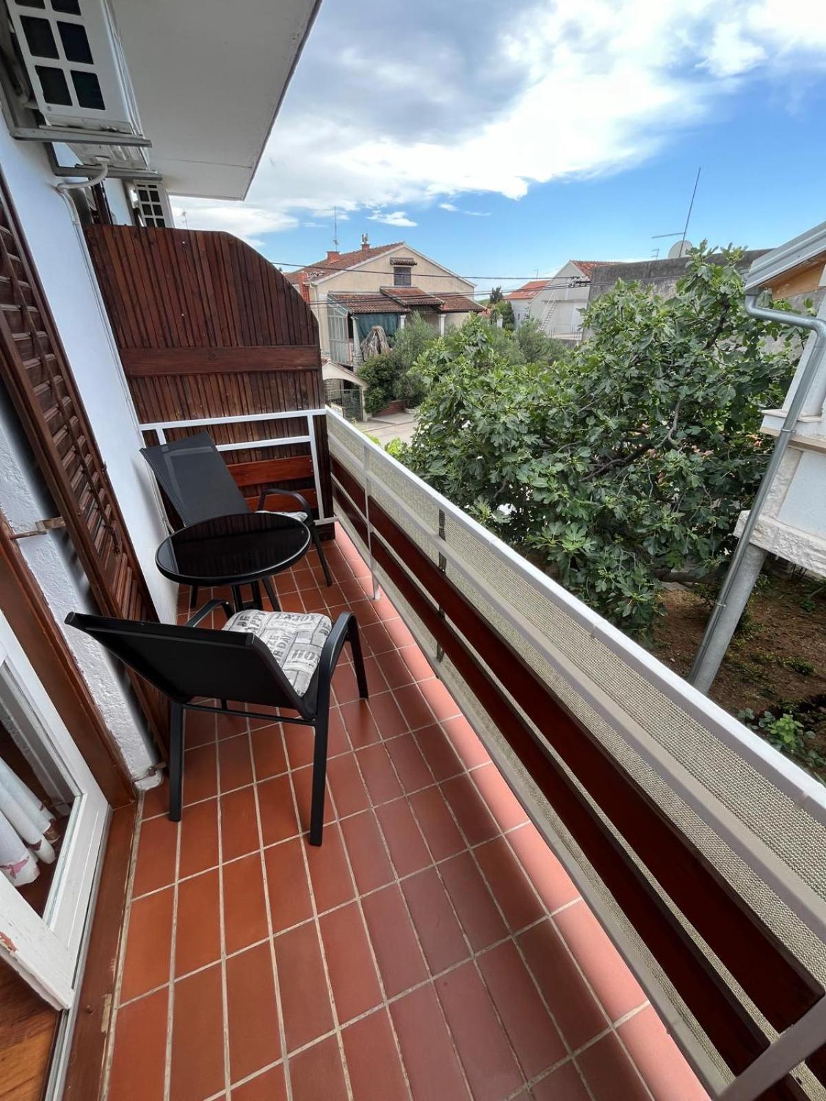 Apartmani Ana Juricev Vodice Βόντιτσε Εξωτερικό φωτογραφία
